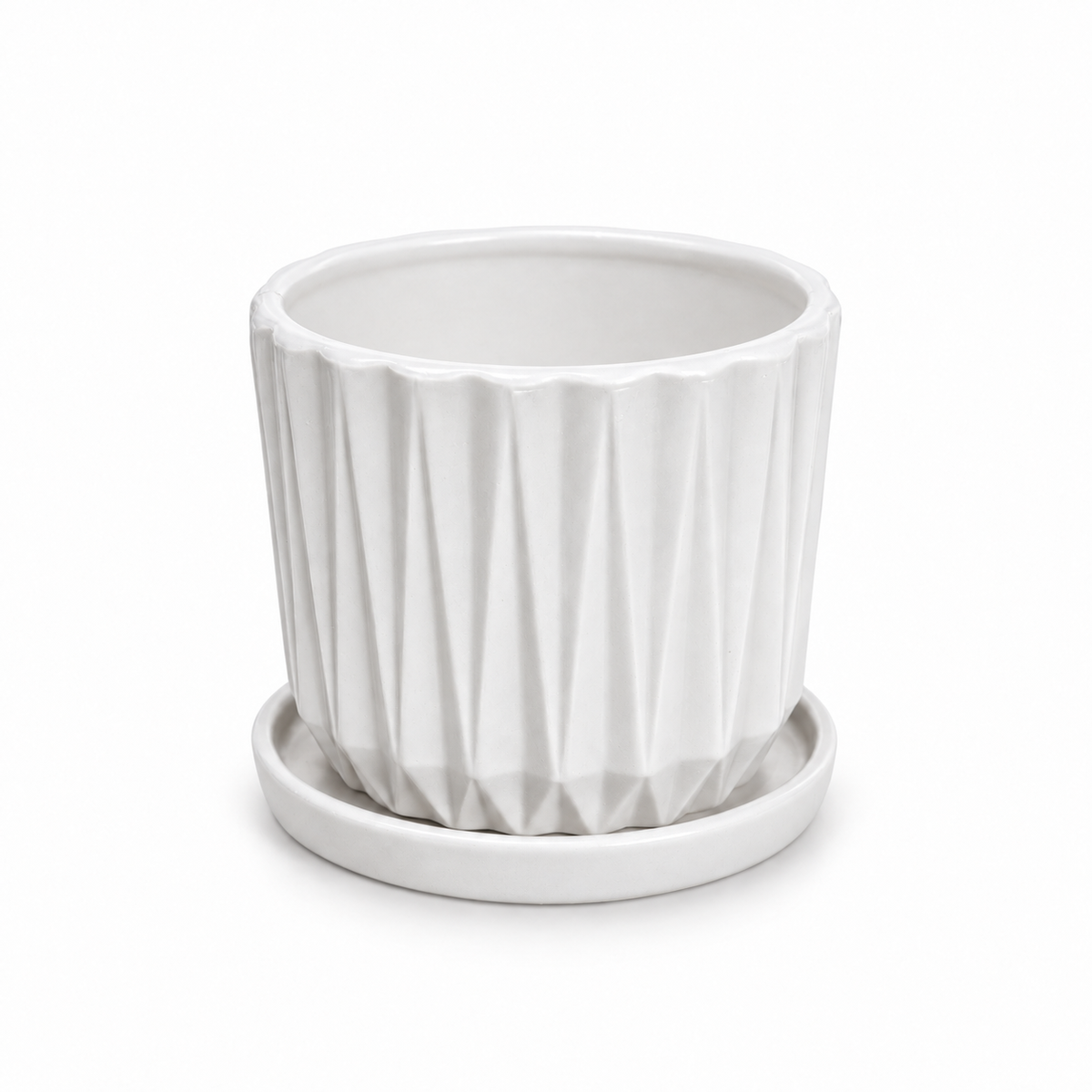 16 cm white inverse diamond ceramic planter and saucer on neutral white background
