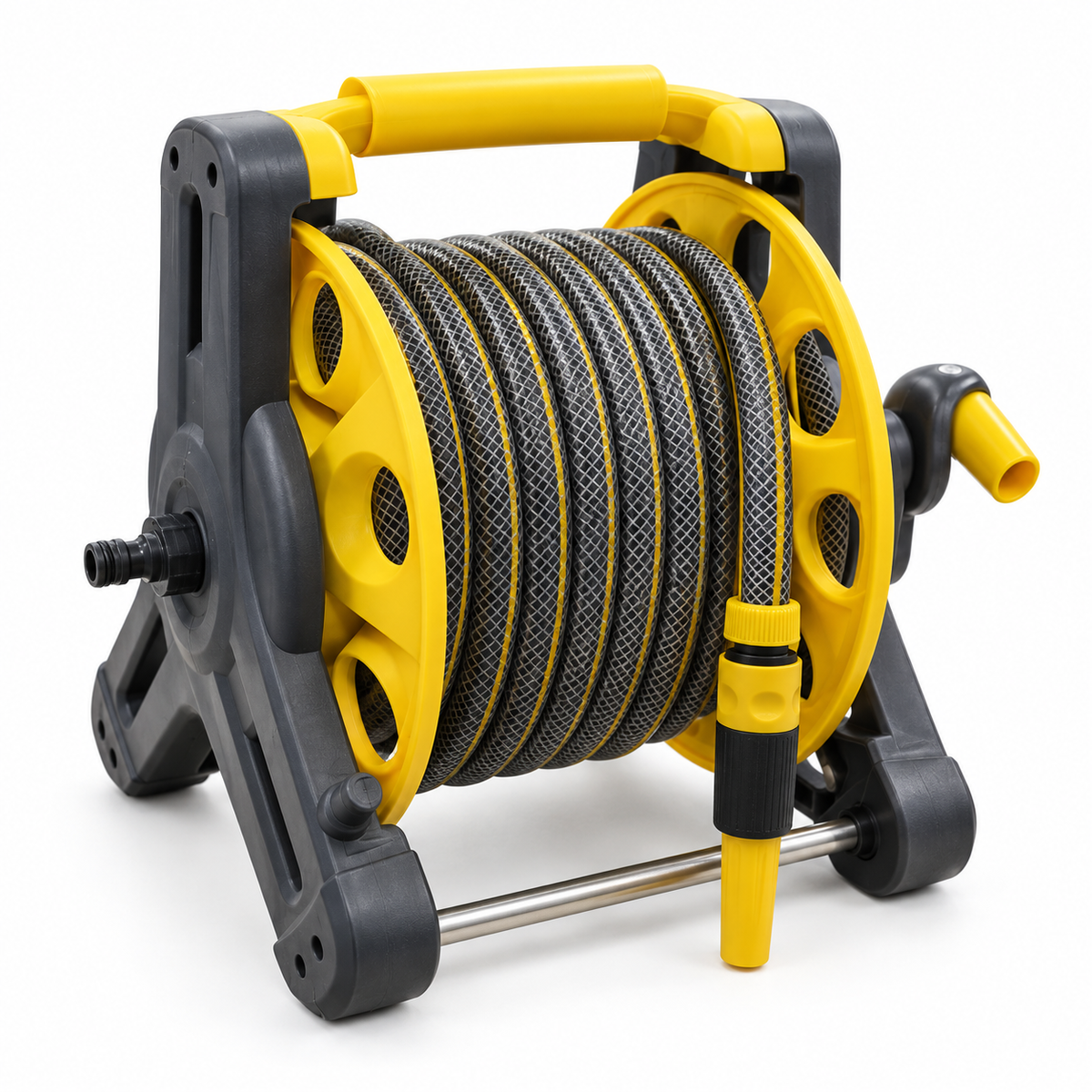 גלגלת השקיה Yellow של טרפלקס ללא עטיפת הנייר, עם צינור גן ופיית התזה — צילום מלא על רקע לבן